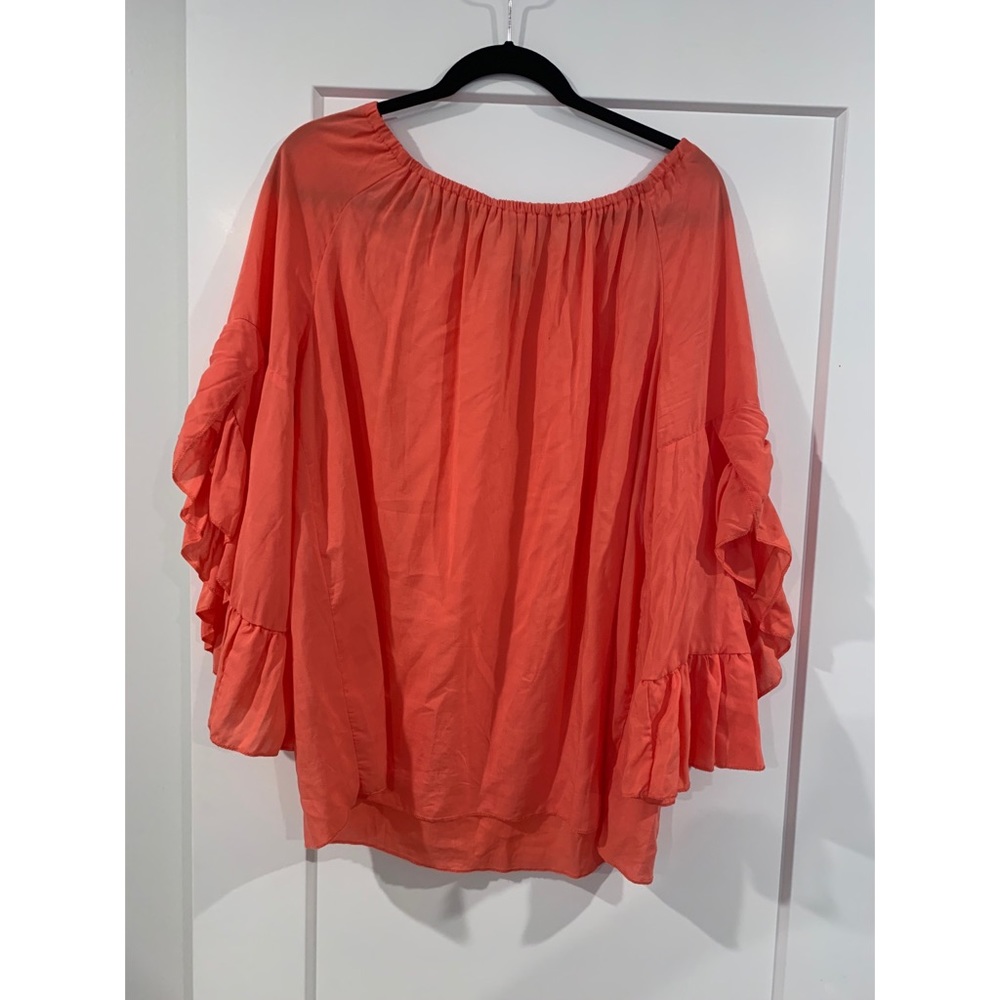 Orangey/pink flowy top with adorable sleeves